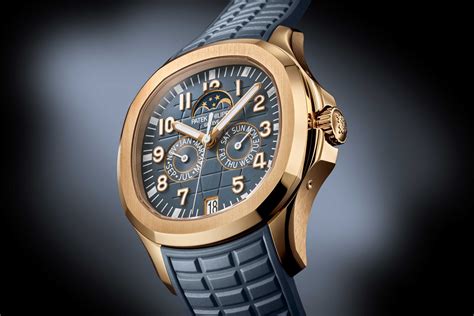 how to set date on patek philippe aquanaut|Patek Philippe aquanaut watch.